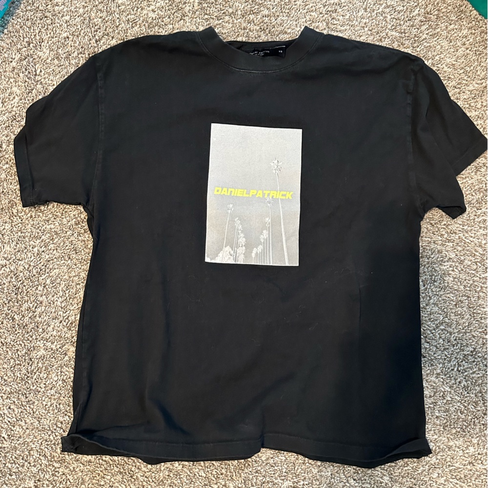 Daniel Patrick tshirt XS